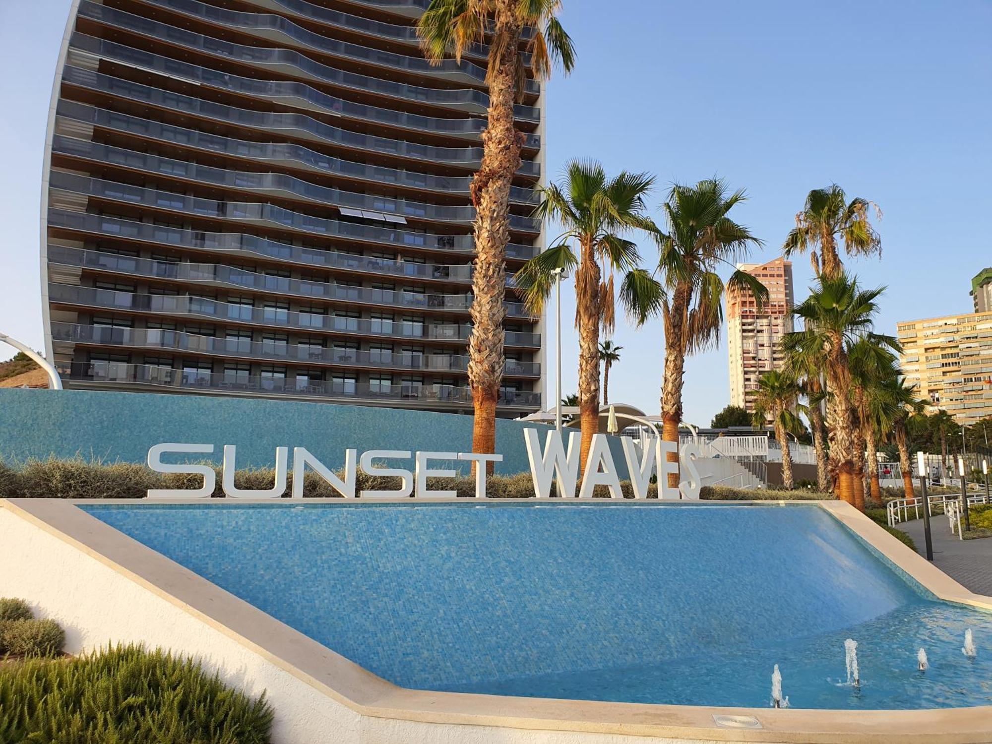 Sunset Waves Benidorm by KalmaRent Lejlighed Eksteriør billede
