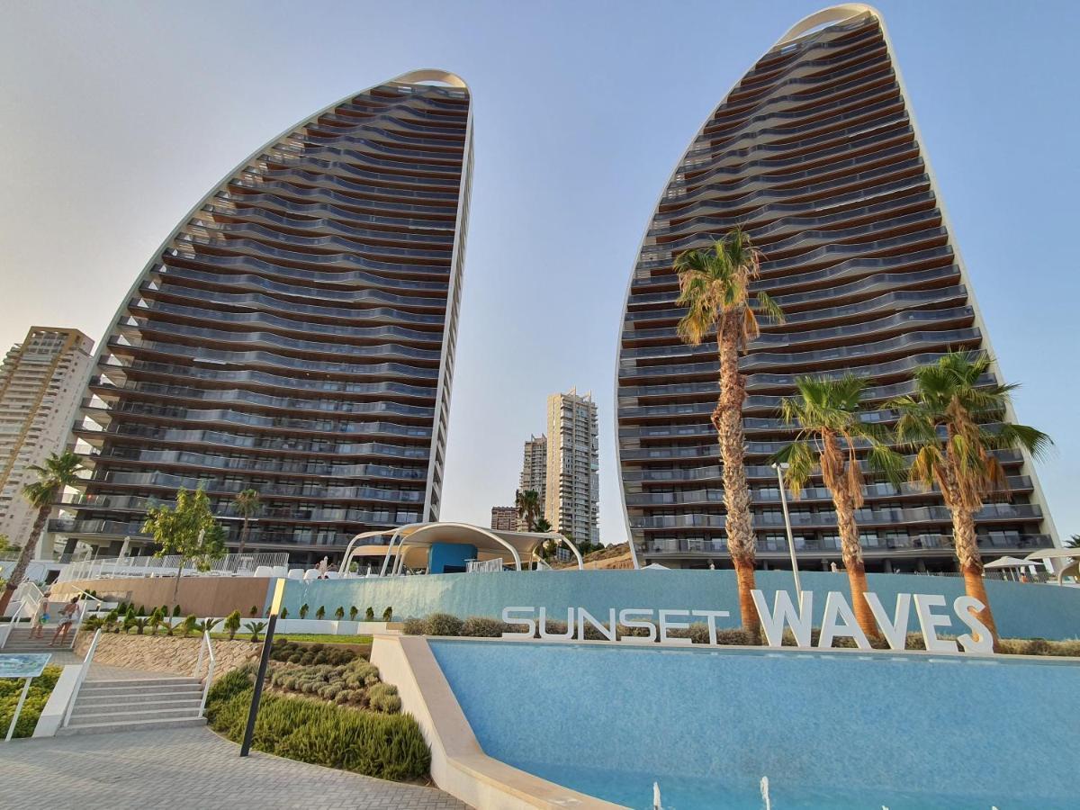 Sunset Waves Benidorm by KalmaRent Lejlighed Eksteriør billede